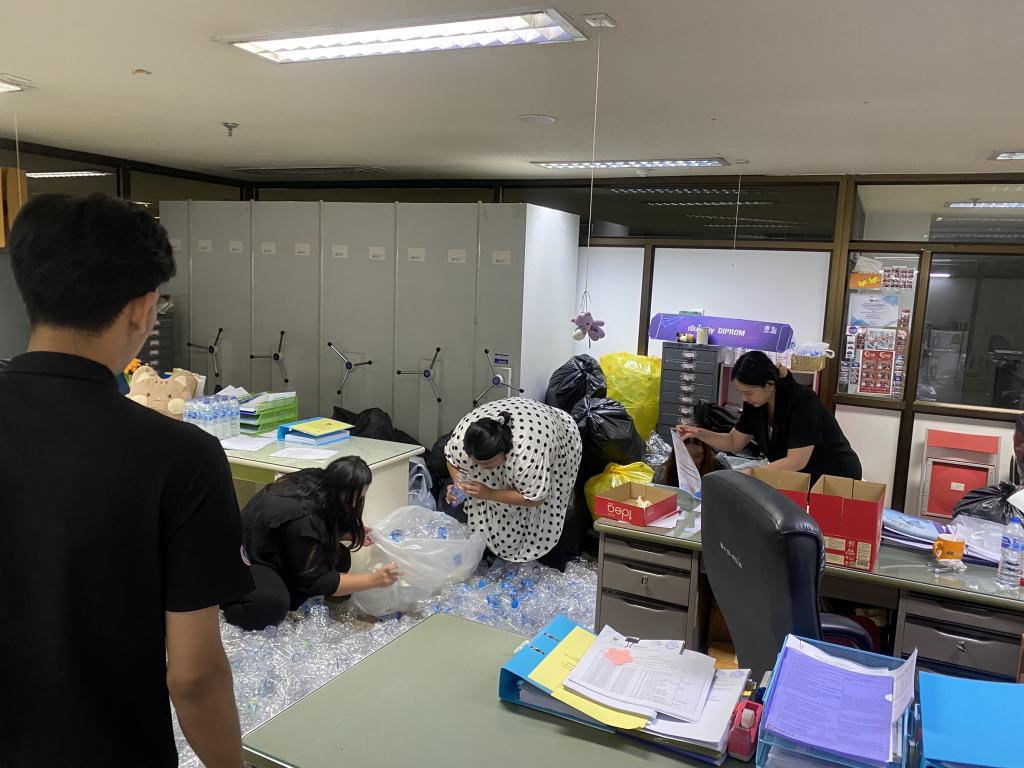 สำนักงานเลขานุการกรม กรมส่งเสริมอุตสาหกรรม จัดกิจกรรม “แต้มบุญหนุนจีวร” (DIProm D-Point)