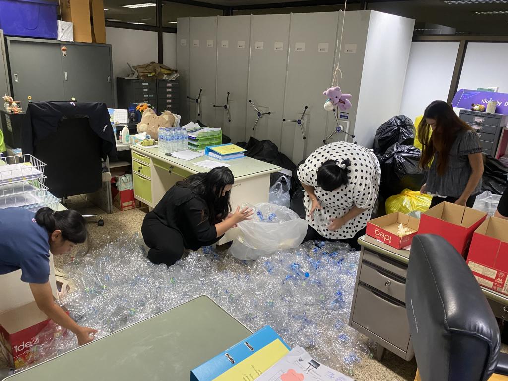สำนักงานเลขานุการกรม กรมส่งเสริมอุตสาหกรรม จัดกิจกรรม “แต้มบุญหนุนจีวร” (DIProm D-Point)
